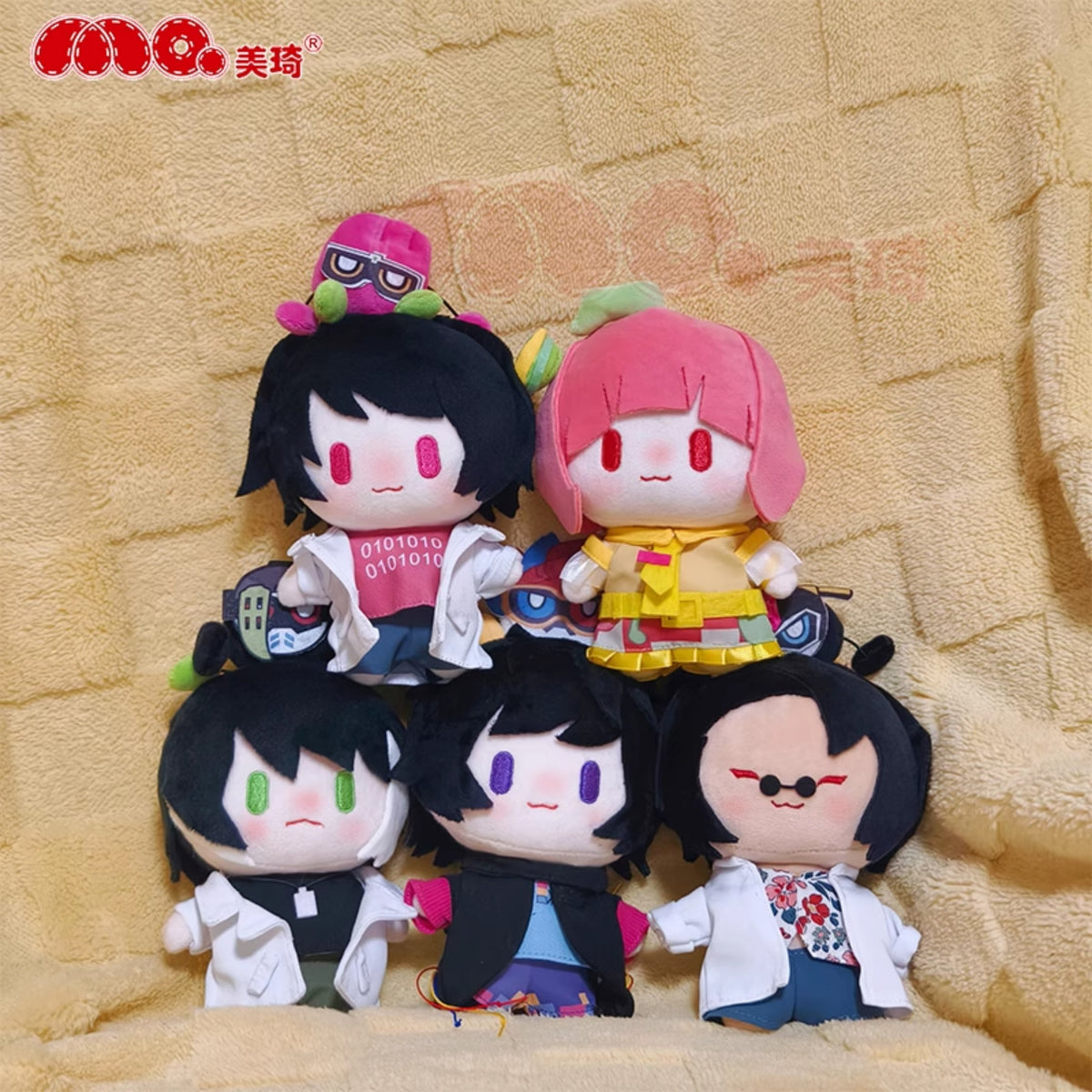 Kamen Rider Ex-Aid Plush & Pendant Set