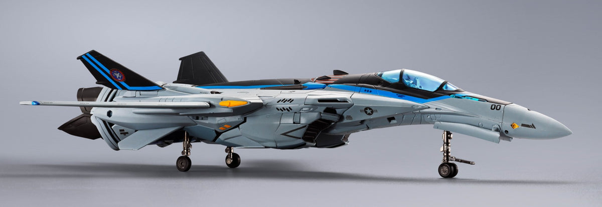 [PREORDER] DX Chogokin VF-2S Messiah Valkyrie - Top Gun Maverick Ver