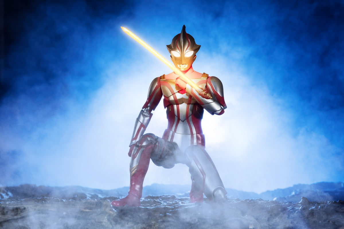 [PREORDER] SH Figuarts Ultraman Mebius