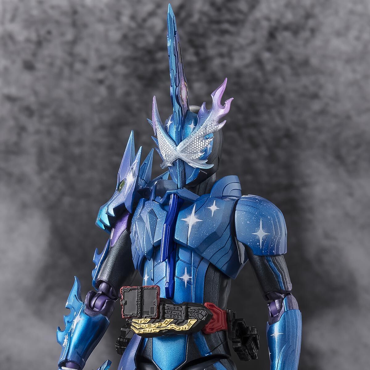 [PREORDER] SH Figuarts Kamen Rider Xross Saber