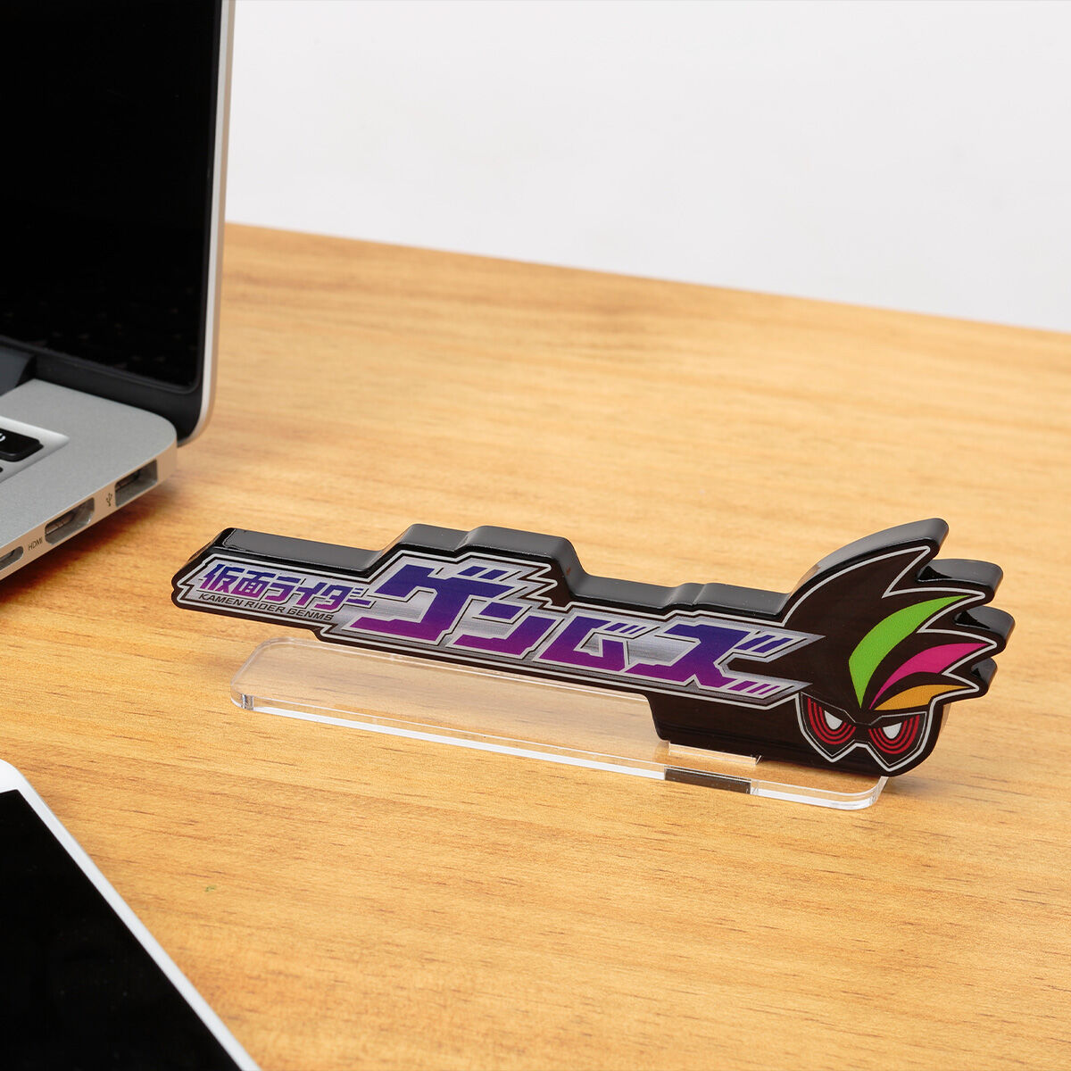 [PREORDER] Kamen Rider GENM Acrylic Logo Display