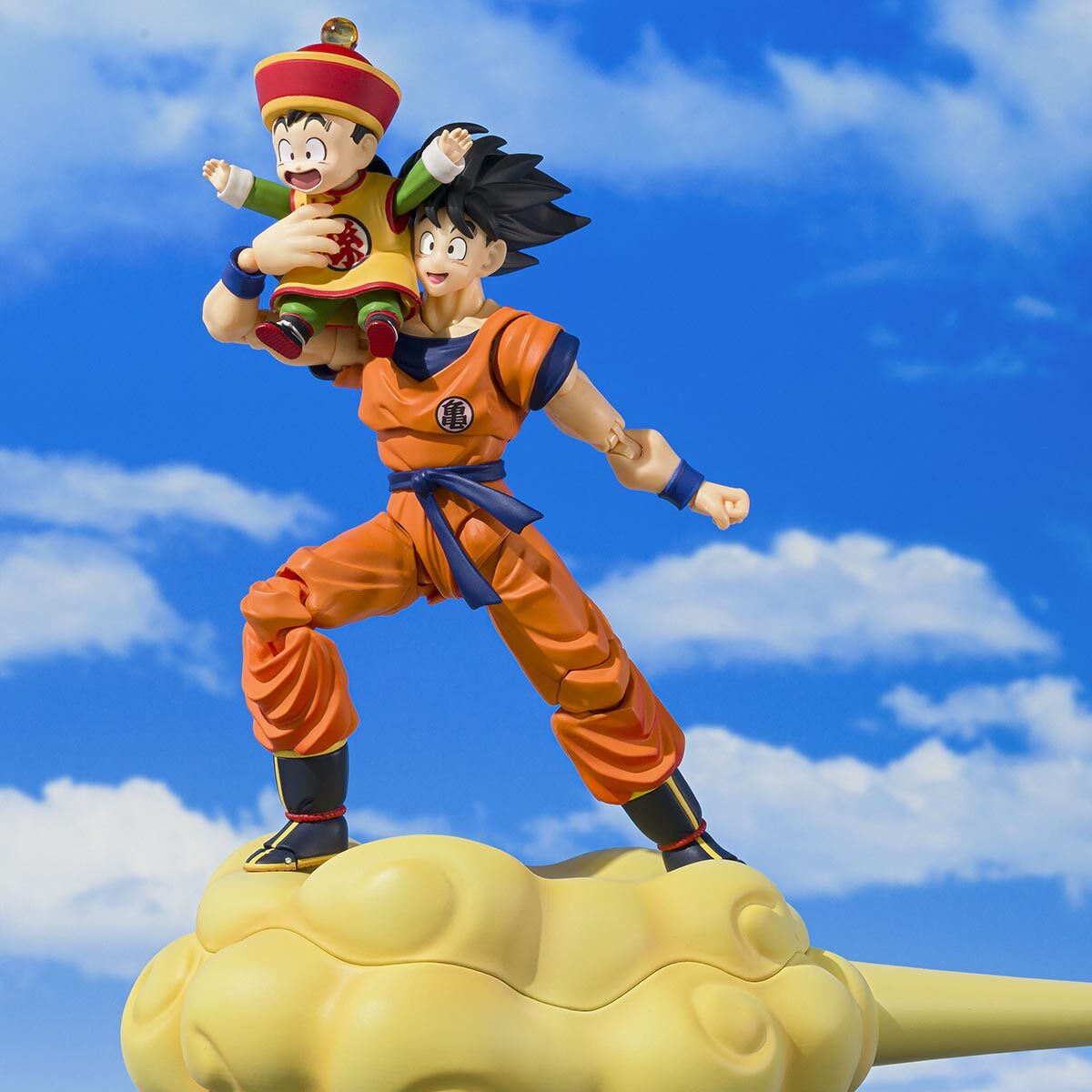 [PREORDER] SH Figuarts Son Goku, Kid Gohan & Flying Numbus Set