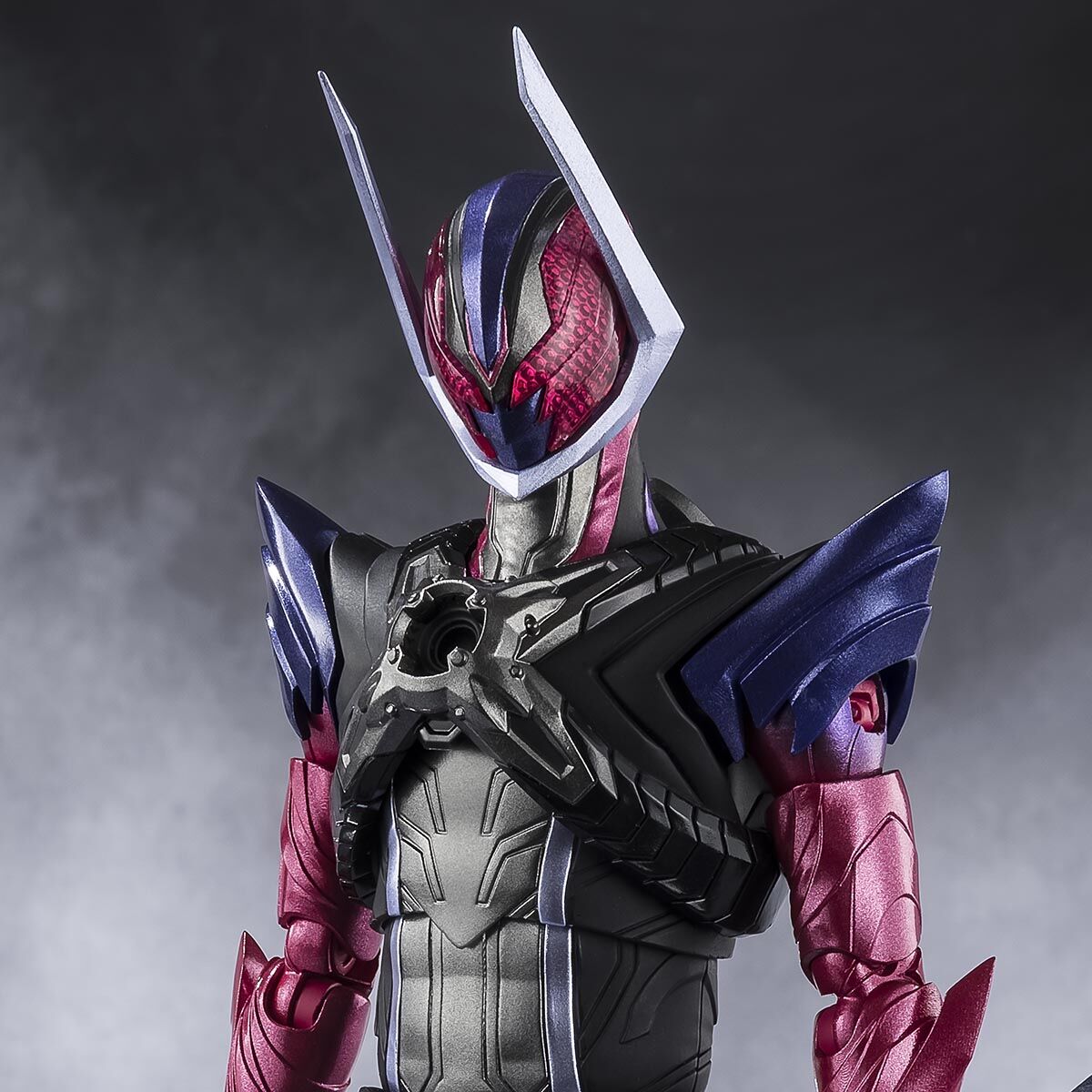 [PREORDER] SH Figuarts Kamen Rider Dawn