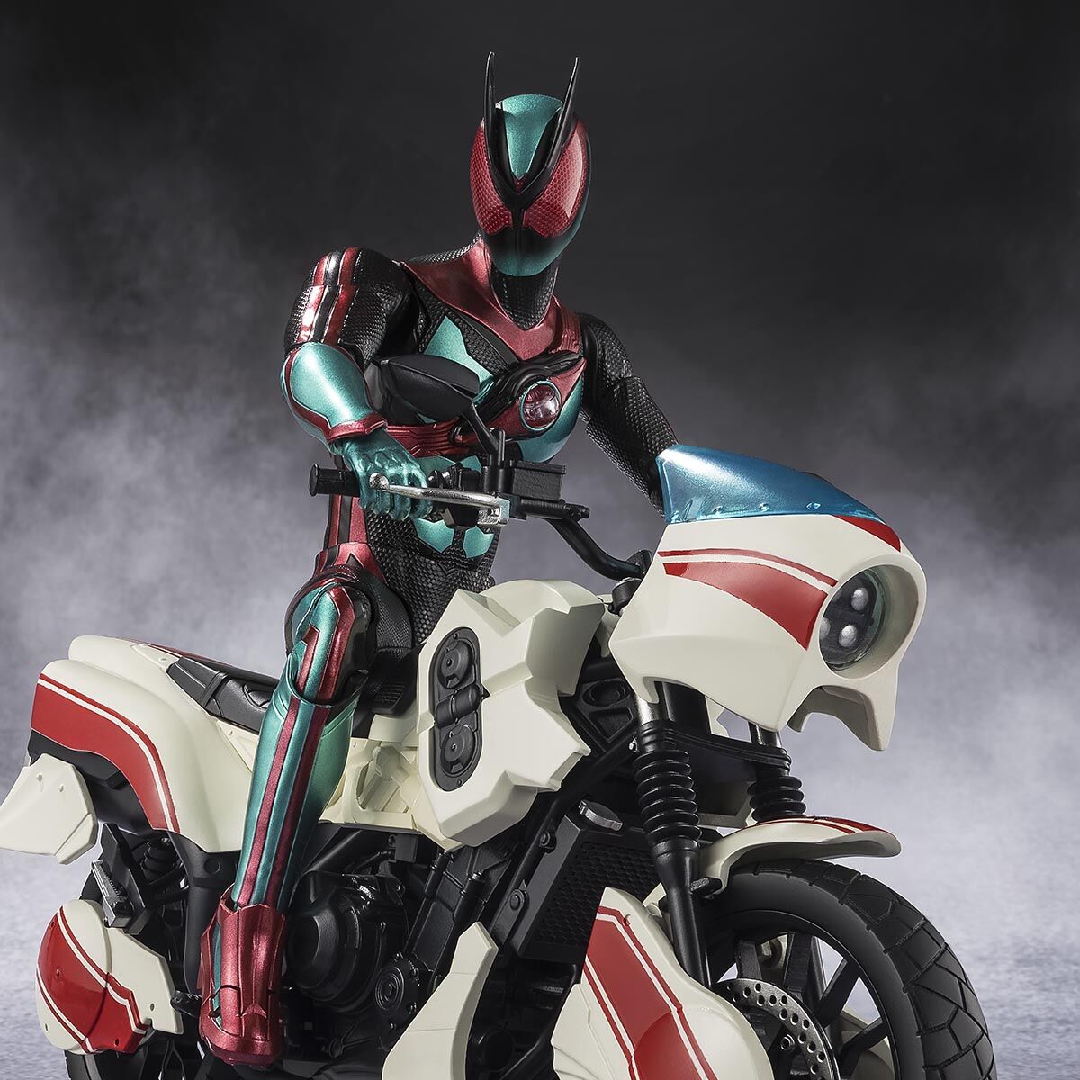 [PREORDER] SH Figuarts Code Zeroider (Vehicle Mode)