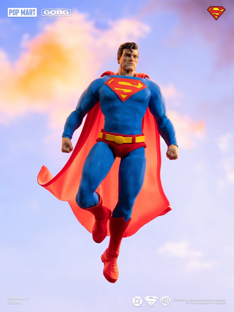 [PREORDER] GONG Superman Hush Action Figure