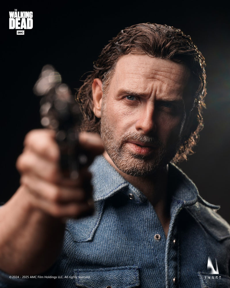 The Walking Dead Rick Grimes Beth フィギュア Amazon.com: The Walking Dead: Rick Grimes (Comic Version) Action
