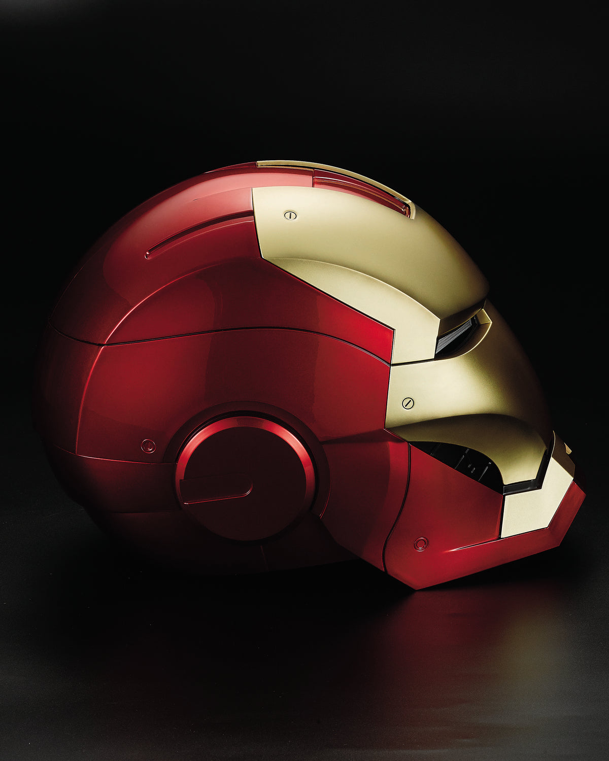 iron man bluetooth helmet Iron Man Mark 7 Wearable Helmet & Bluetooth Speaker