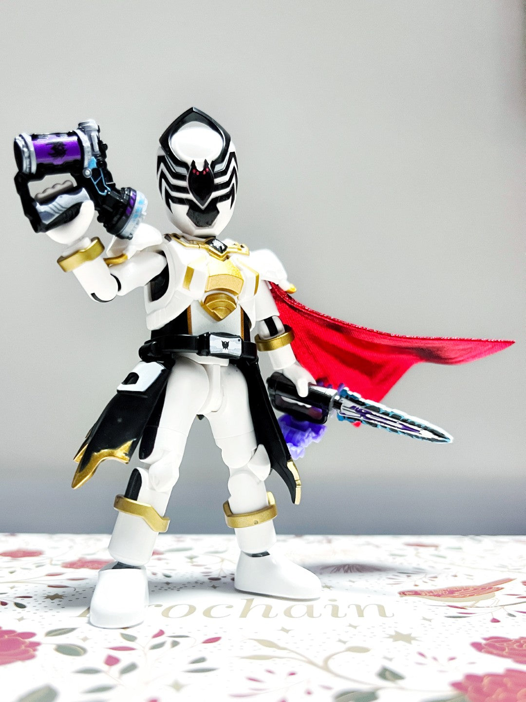 Cameron Blokees Spider King Wire Cape