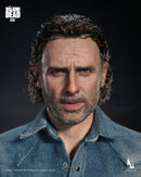 [PREORDER] INART Rick Grimes 1/6 Collectible Figure - The Walking Dead Season 8