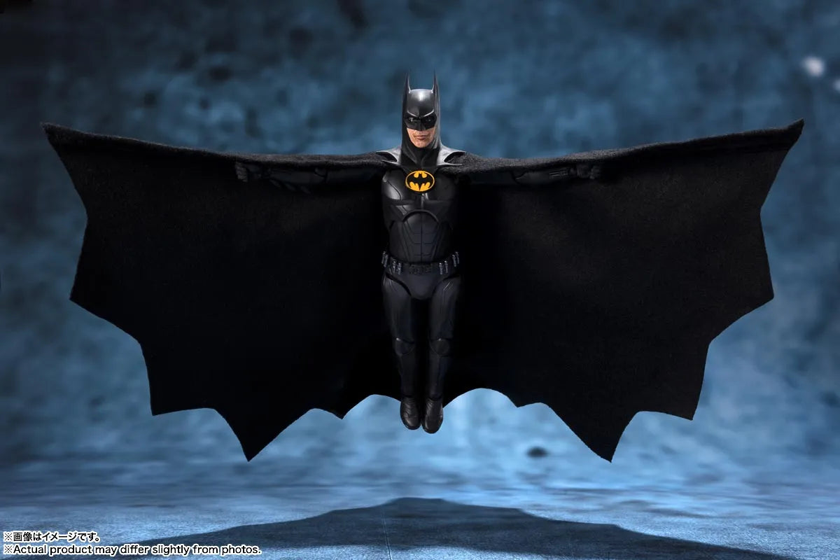 SH Figuarts Batman - The Flash