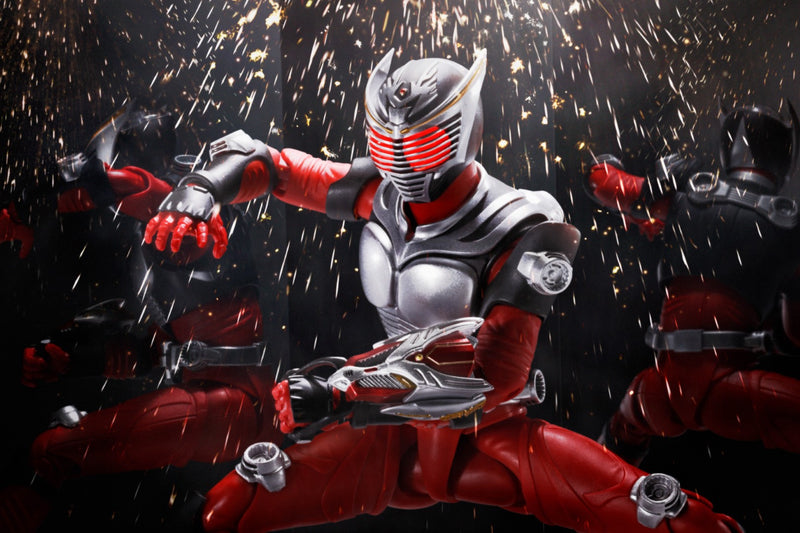 [PREORDER] SH Figuarts Sinkocchou Seihou Kamen Rider Ryuki (reissue)