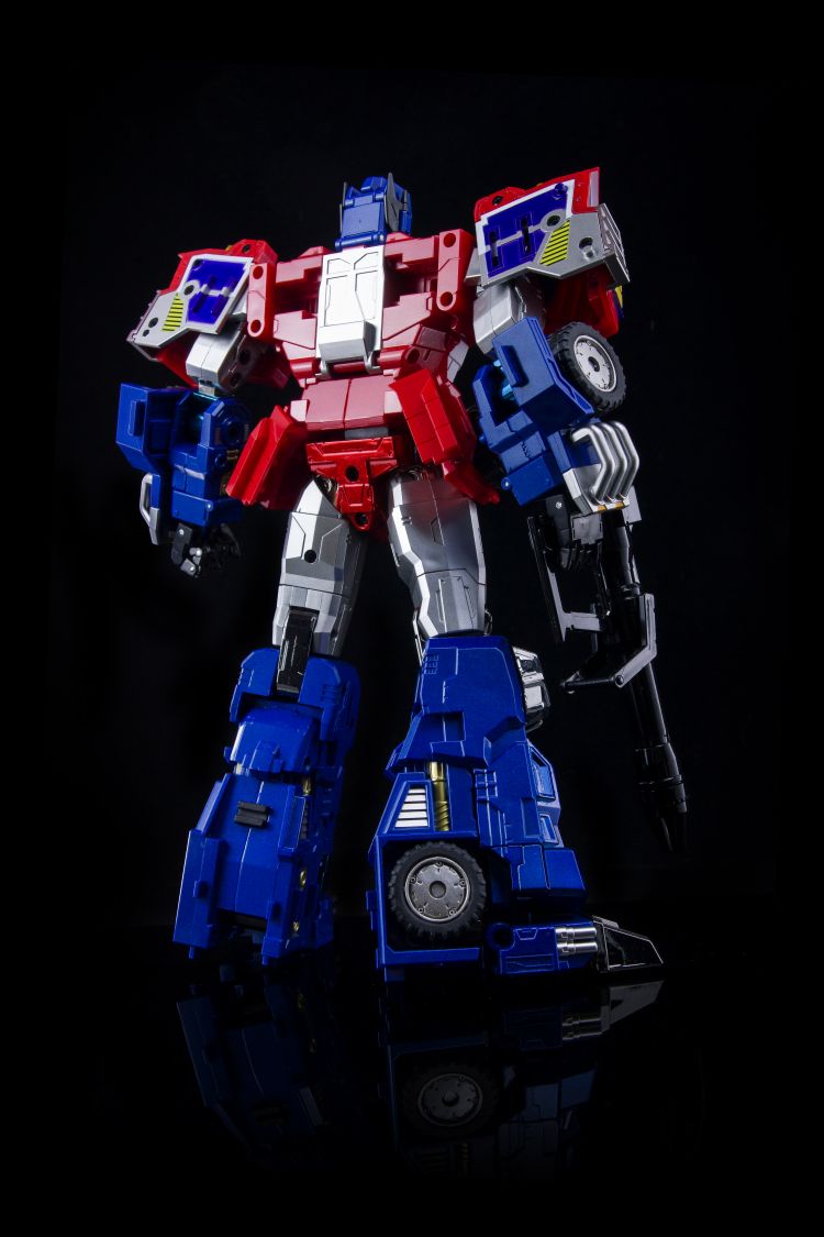[PREORDER] Transform and Rollout TR-02A Commander Of Stars Metallic Ver