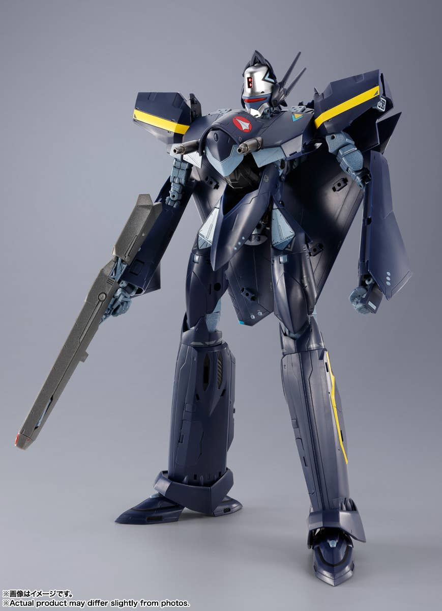 [PREORDER] DX Chogokin VF-17S Nightmare Stealth Valkyrie (Gamlin Kizaki's) - Macross 7