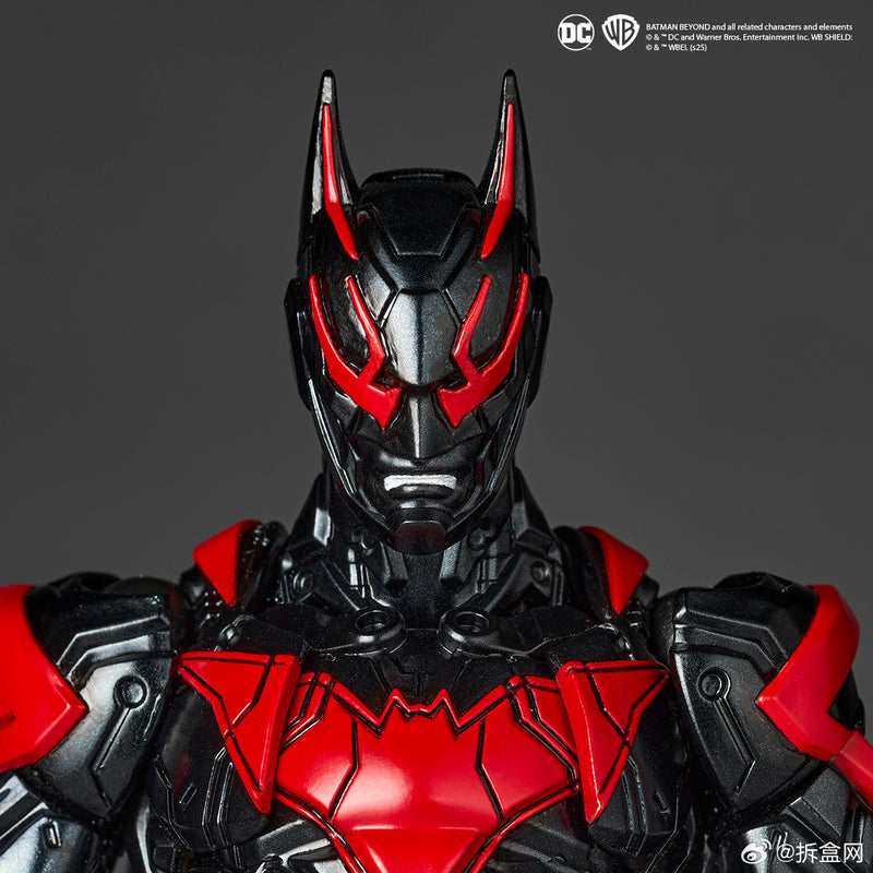 [PREORDER] Revoltech Amazing Yamaguchi Batman Beyond