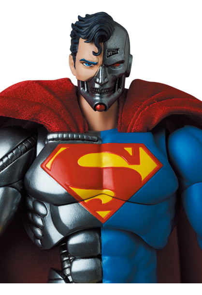 MAFEX Cyborg Superman