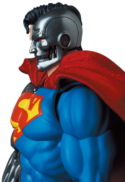 MAFEX Cyborg Superman