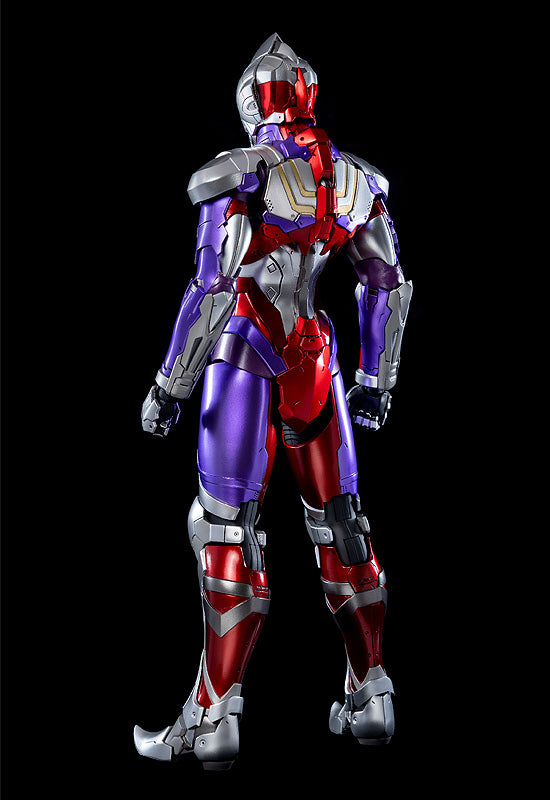 FigZero Ultraman Tiga Suit