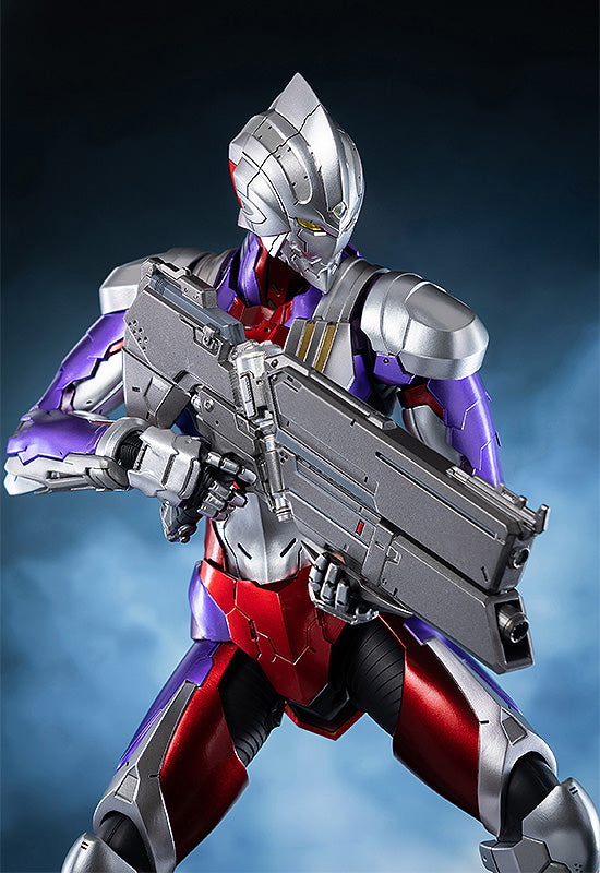 FigZero Ultraman Tiga Suit