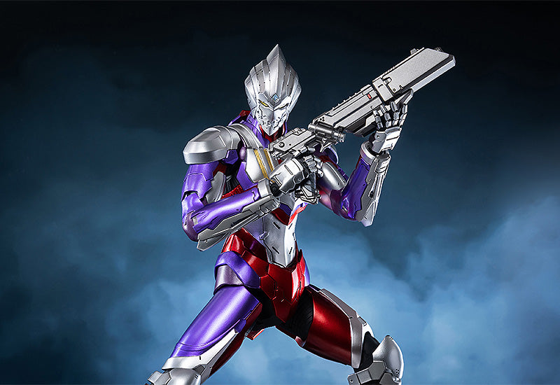 FigZero Ultraman Tiga Suit