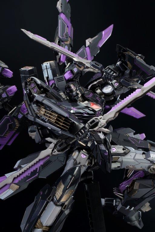 Flame Toys Kuro Kara Kuri Megatron