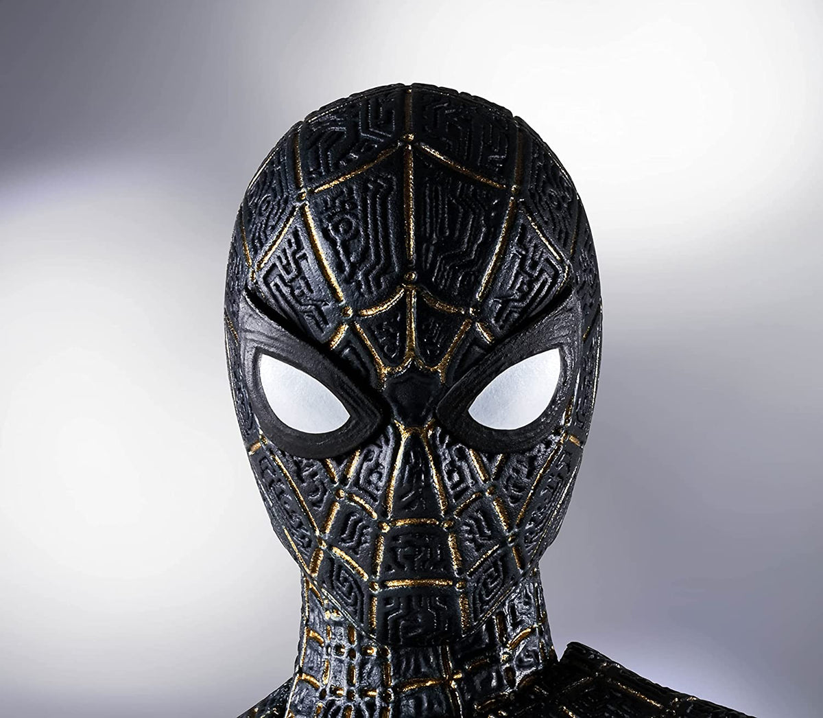 SH Figuarts Spider-Man No Way Home Black & Gold Suit